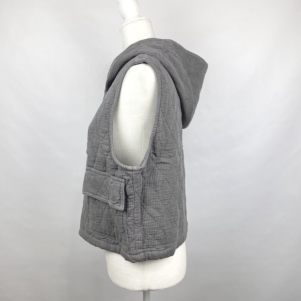 NWOT Philosophy of Comfort Women's Size L Gray Quilted Hooded Lyocell Blend Vest - Picture 3 of 16